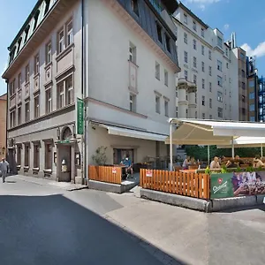 ea-hotel-royal-esprit.praguehotelsweb.com/