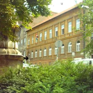 Season Hostel