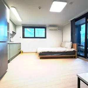https://grand-field-residence-hostel.hotels-seoul.net