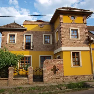 Krisztina Vendégház Eger