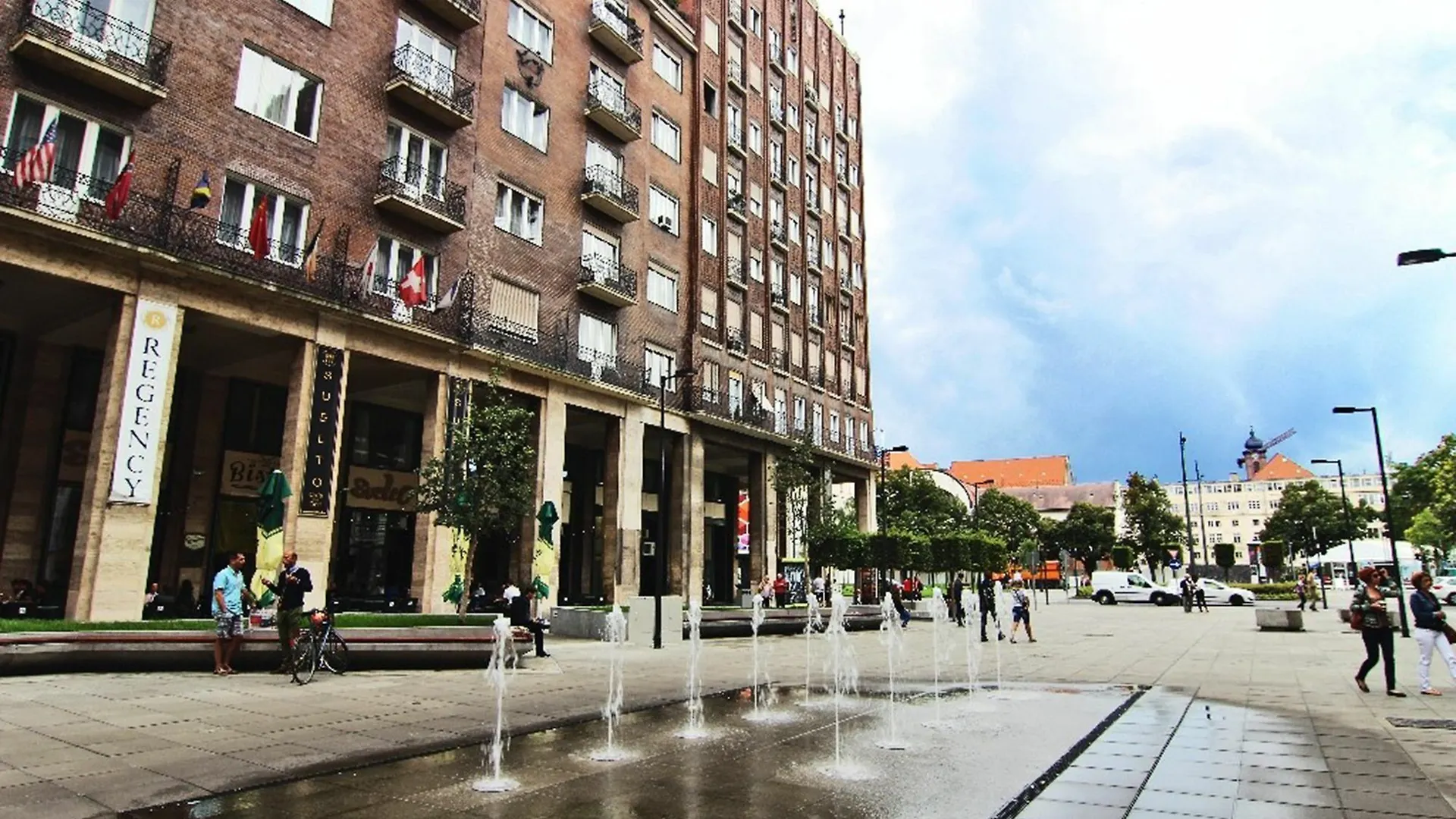 Wow City Hostel Будапешт