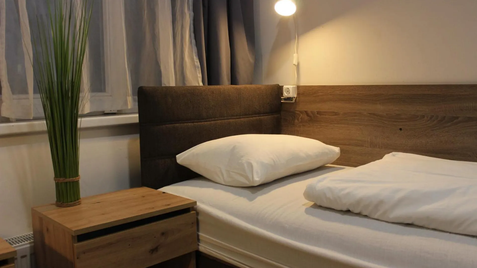 Wow City Hostel Βουδαπέστη 0*,  Ουγγαρία