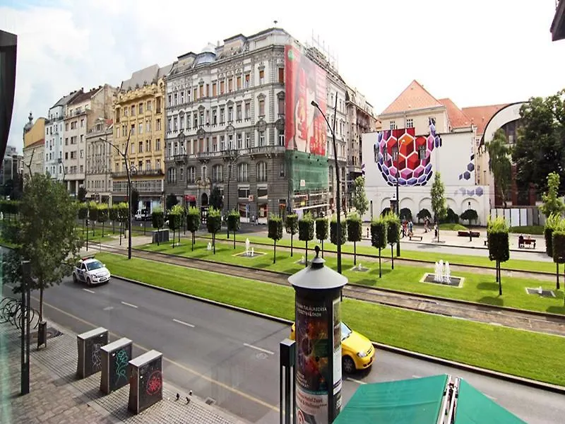 Wow City Hostel Βουδαπέστη